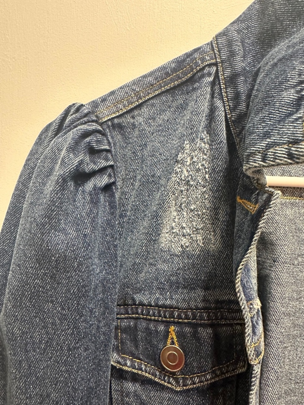Jean jacket - Picture 2 of 4